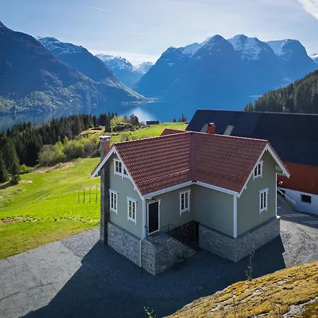 Tommerhuset Pa Brekketunet Holiday home *